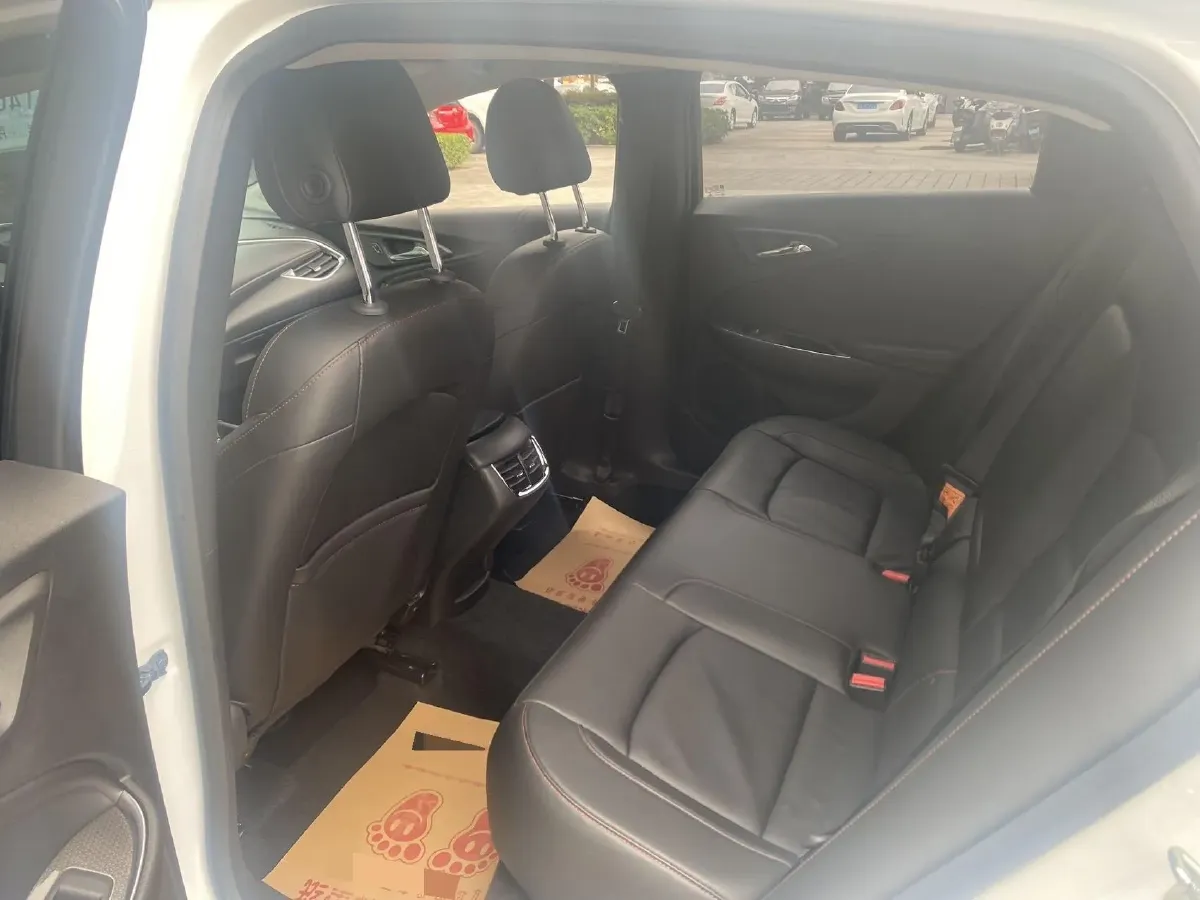 2019 Chevrolet Malibu XL 2.0T 241HP L4 9AT,autocango,china used car exporter,china ev exporter,chinese used car exporter,chinese used ev exporter