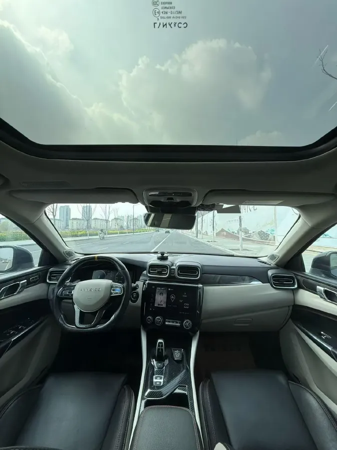 2019 LYNK&CO 02 2.0T 190HP L4 6AT,autocango,china used car exporter,china ev exporter,chinese used car exporter,chinese used ev exporter