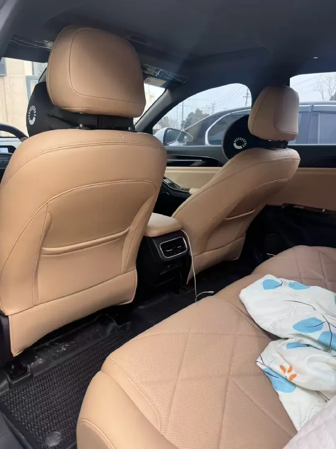 2024 Geely Galaxy L6 1.5T 163HP L4 3DHT PHEV,autocango,china used car exporter,china ev exporter,chinese used car exporter,chinese used ev exporter