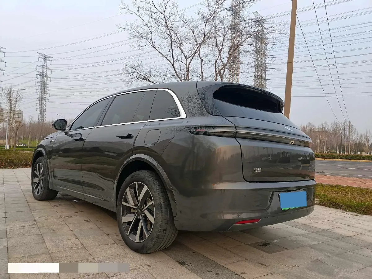 2023 Li L7 Range Extended 154HP REEV 40.9KWH,autocango,china used car exporter,china ev exporter,chinese used car exporter,chinese used ev exporter