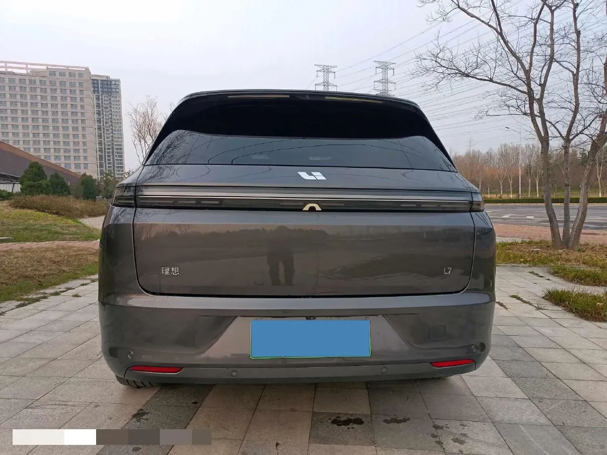 2023 Li L7 Range Extended 154HP REEV 40.9KWH,autocango,china used car exporter,china ev exporter,chinese used car exporter,chinese used ev exporter