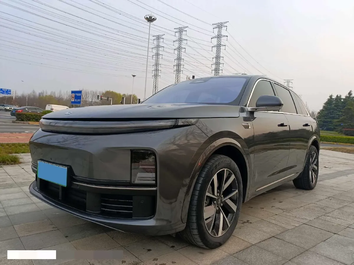 2023 Li L7 Range Extended 154HP REEV 40.9KWH,autocango,china used car exporter,china ev exporter,chinese used car exporter,chinese used ev exporter