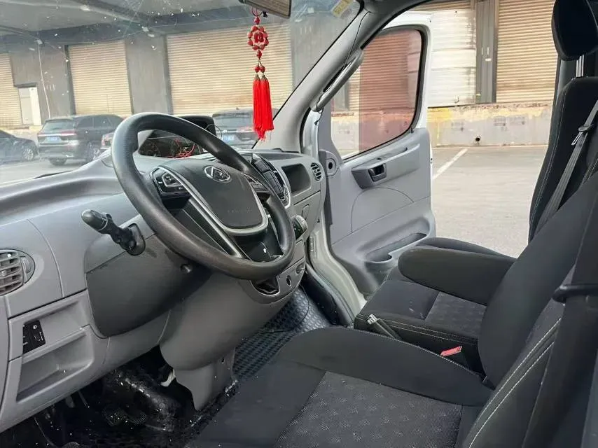 2021 MAXUS XinTu V80 2.0T 127HP L4 6MT,autocango,china used car exporter,china ev exporter,chinese used car exporter,chinese used ev exporter