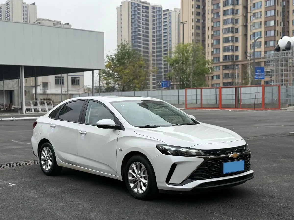 2024 Chevrolet Monza 1.5L 113HP L4 6DCT,autocango,china used car exporter,china ev exporter,chinese used car exporter,chinese used ev exporter