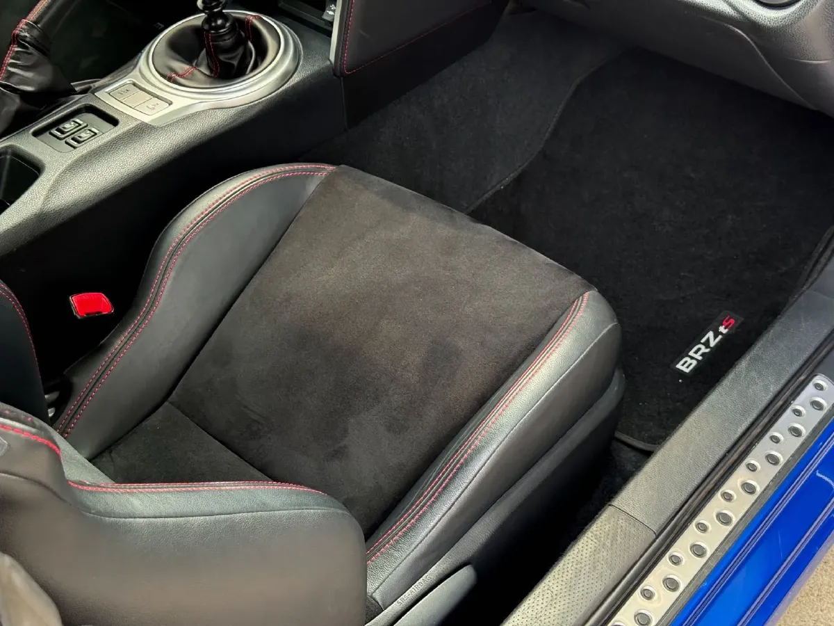 2019 Ford Focus 2.3T 280HP L4 6MT,autocango,china used car exporter,china ev exporter,chinese used car exporter,chinese used ev exporter