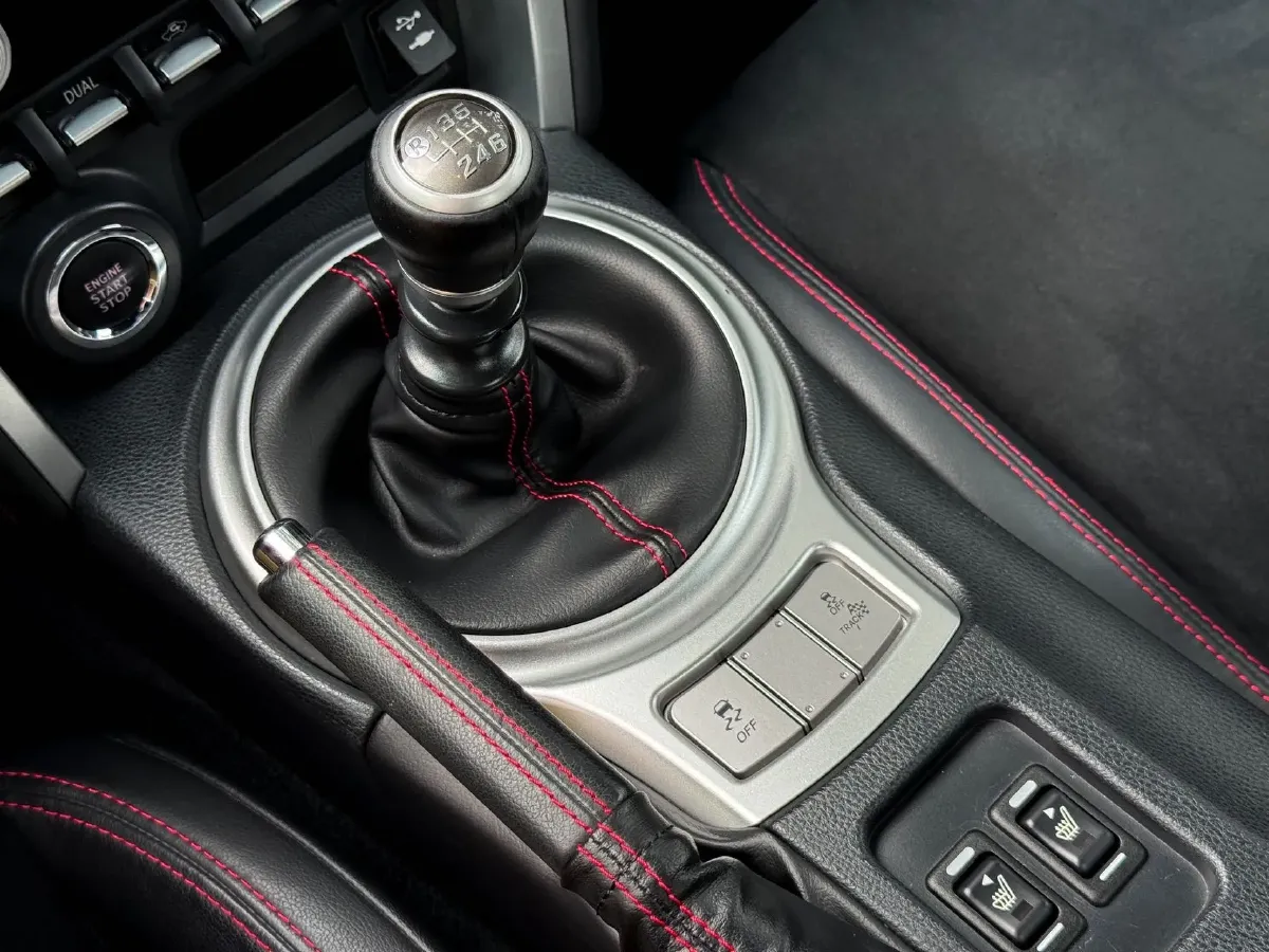 2019 Ford Focus 2.3T 280HP L4 6MT,autocango,china used car exporter,china ev exporter,chinese used car exporter,chinese used ev exporter