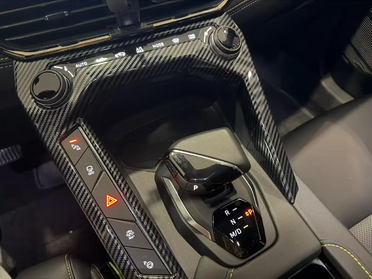 2023 LYNK&CO 06 1.5T 181HP L4 7DCT,autocango,china used car exporter,china ev exporter,chinese used car exporter,chinese used ev exporter