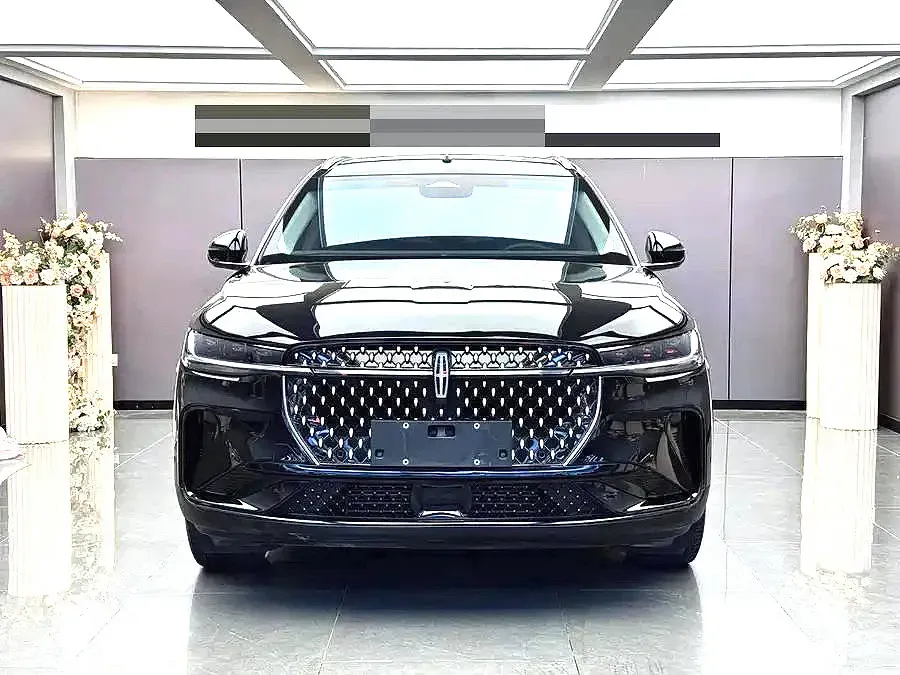 2023 Lincoln Nautilus 2.0T 261HP L4 8AT,autocango,china used car exporter,china ev exporter,chinese used car exporter,chinese used ev exporter