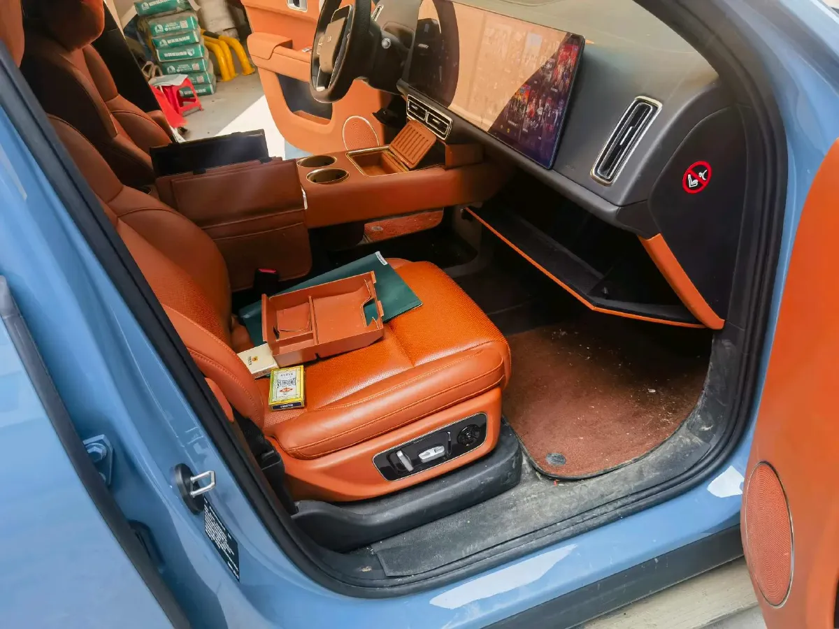 2022 Li L9 Range Extended 154HP REEV 42.6KWH,autocango,china used car exporter,china ev exporter,chinese used car exporter,chinese used ev exporter