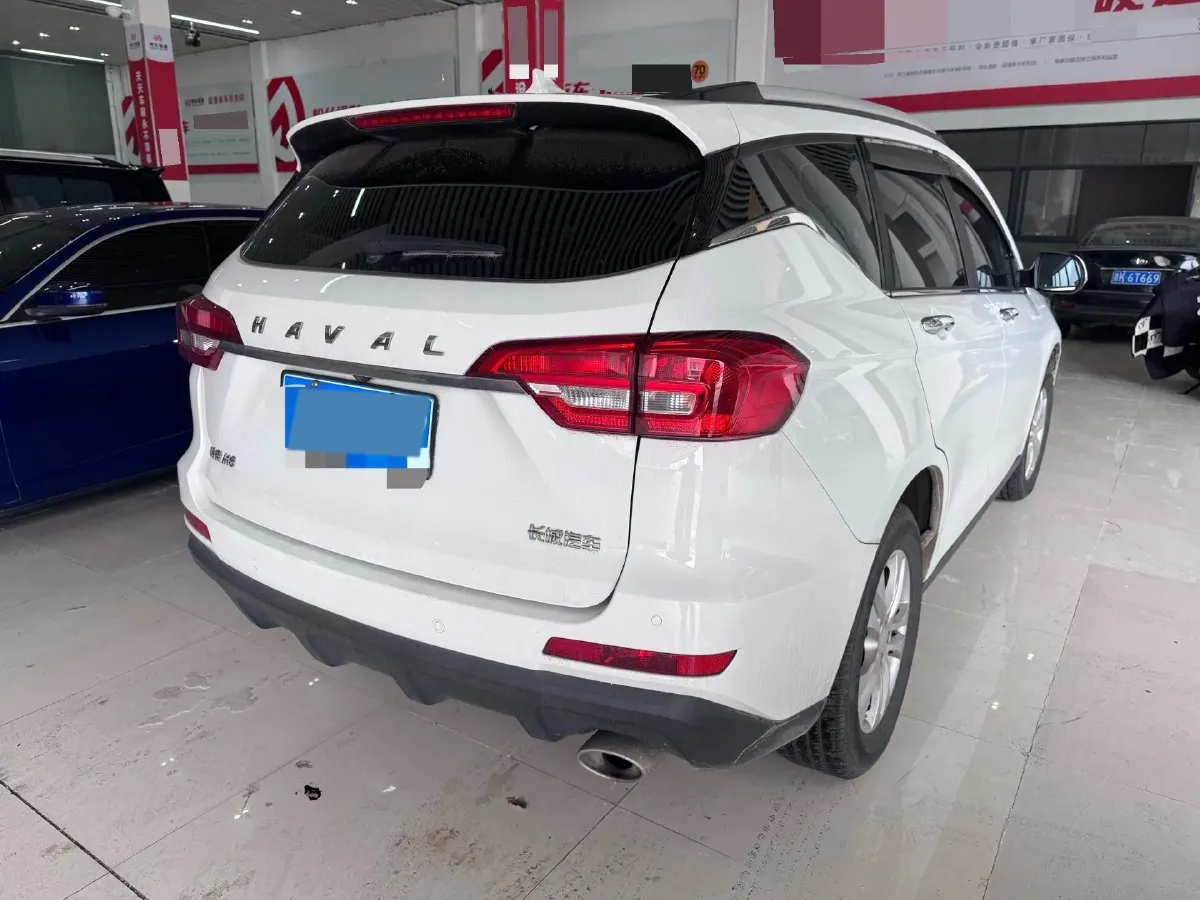 2019 Haval M6 1.5T 150HP L4 7DCT,autocango,china used car exporter,china ev exporter,chinese used car exporter,chinese used ev exporter