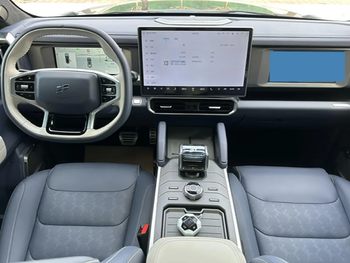 2024 Jetour ShanHai TravellerC-DM 1.5T 156HP L4 3DHT PHEV 43.24KWH,autocango,china used car exporter,china ev exporter,chinese used car exporter,chinese used ev exporter