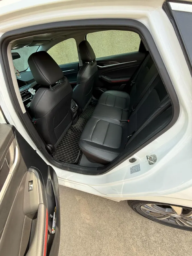 2020 ChangAn Eado 1.4T 158HP L4 7DCT,autocango,china used car exporter,china ev exporter,chinese used car exporter,chinese used ev exporter