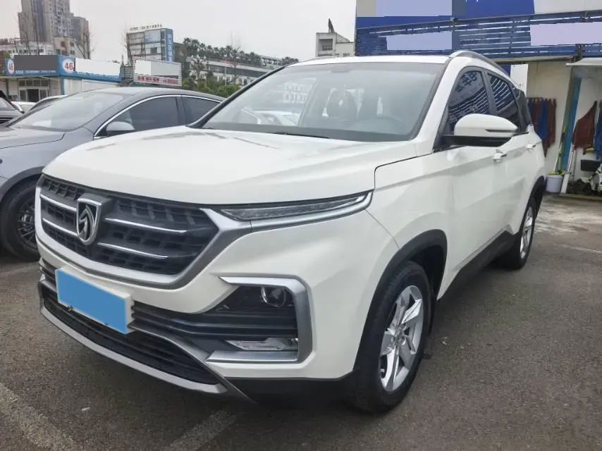 2019 BaoJun 530 1.5T 151HP L4 CVT,autocango,china used car exporter,china ev exporter,chinese used car exporter,chinese used ev exporter