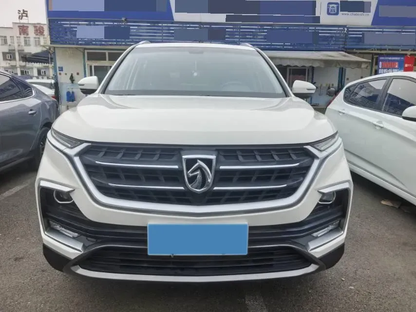 2019 BaoJun 530 1.5T 151HP L4 CVT,autocango,china used car exporter,china ev exporter,chinese used car exporter,chinese used ev exporter