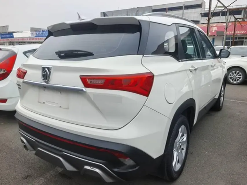 2019 BaoJun 530 1.5T 151HP L4 CVT,autocango,china used car exporter,china ev exporter,chinese used car exporter,chinese used ev exporter