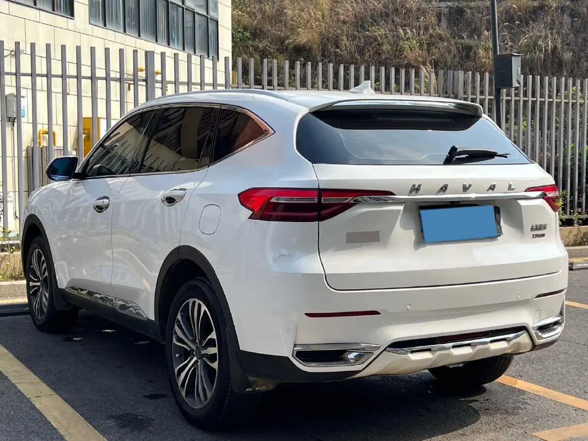 2019 Haval F7 2.0T 197HP L4 7DCT,autocango,china used car exporter,china ev exporter,chinese used car exporter,chinese used ev exporter
