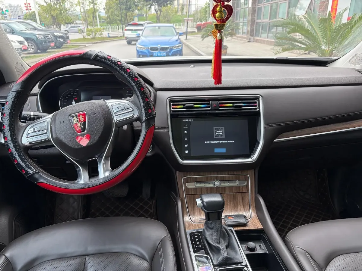 2019 Roewe RX8 2.0T 222HP L4 6AT,autocango,china used car exporter,china ev exporter,chinese used car exporter,chinese used ev exporter