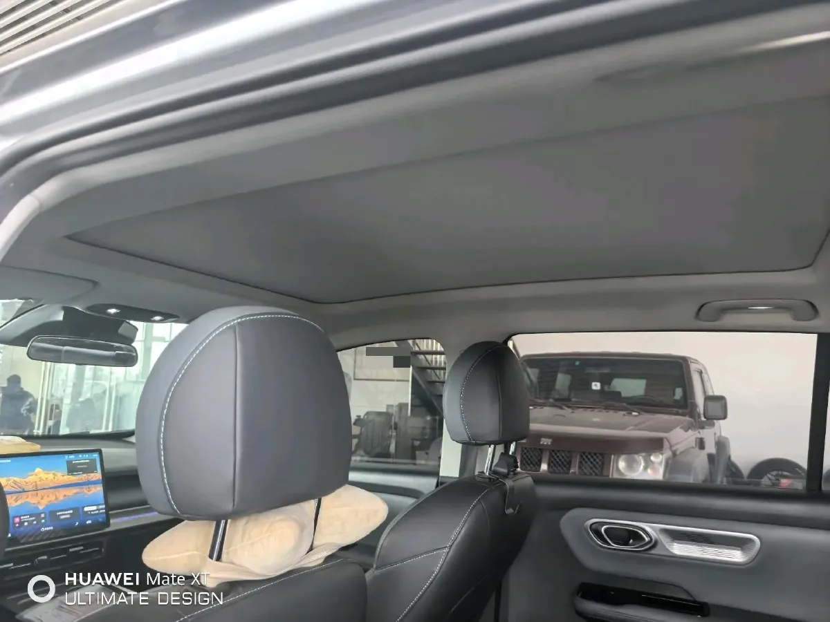 2023 MAXUS Interstellar 2.0T 143HP L4 6AT,autocango,china used car exporter,china ev exporter,chinese used car exporter,chinese used ev exporter