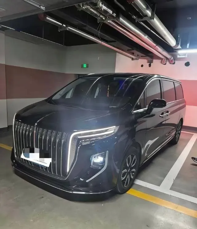 2023 HongQi HQ9 2.0T 252HP L4 8AT,autocango,china used car exporter,china ev exporter,chinese used car exporter,chinese used ev exporter
