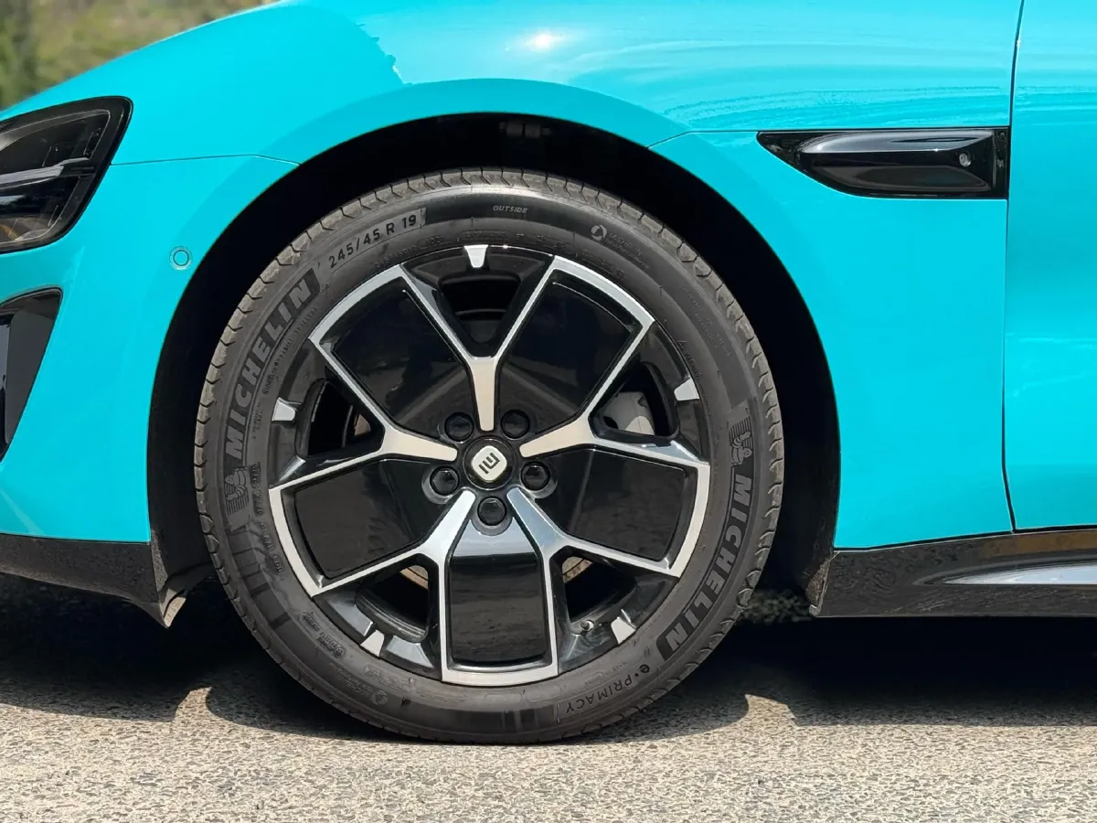 2024 MI SU7 BEV 73.6KWH,autocango,china used car exporter,china ev exporter,chinese used car exporter,chinese used ev exporter