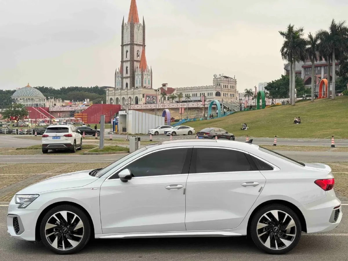 2022 Audi A3 1.4T 150HP L4 7DCT,autocango,china used car exporter,china ev exporter,chinese used car exporter,chinese used ev exporter