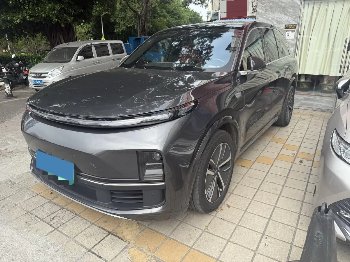 2024 Volvo S60 2.0T 197HP L4 7DCT,autocango,china used car exporter,china ev exporter,chinese used car exporter,chinese used ev exporter