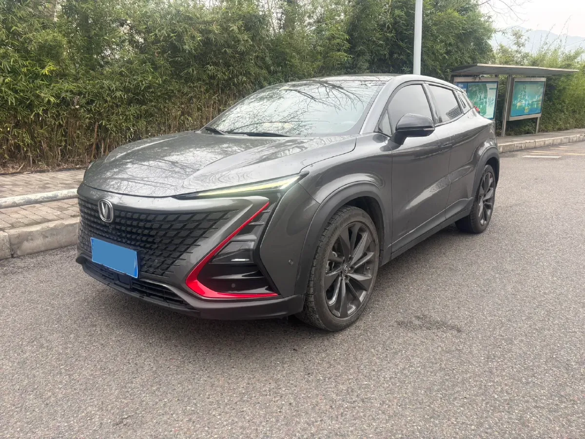 2020 ChangAn UNI-T 1.5T 180HP L4 7DCT,autocango,china used car exporter,china ev exporter,chinese used car exporter,chinese used ev exporter