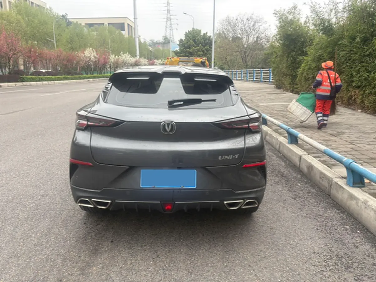 2020 ChangAn UNI-T 1.5T 180HP L4 7DCT,autocango,china used car exporter,china ev exporter,chinese used car exporter,chinese used ev exporter