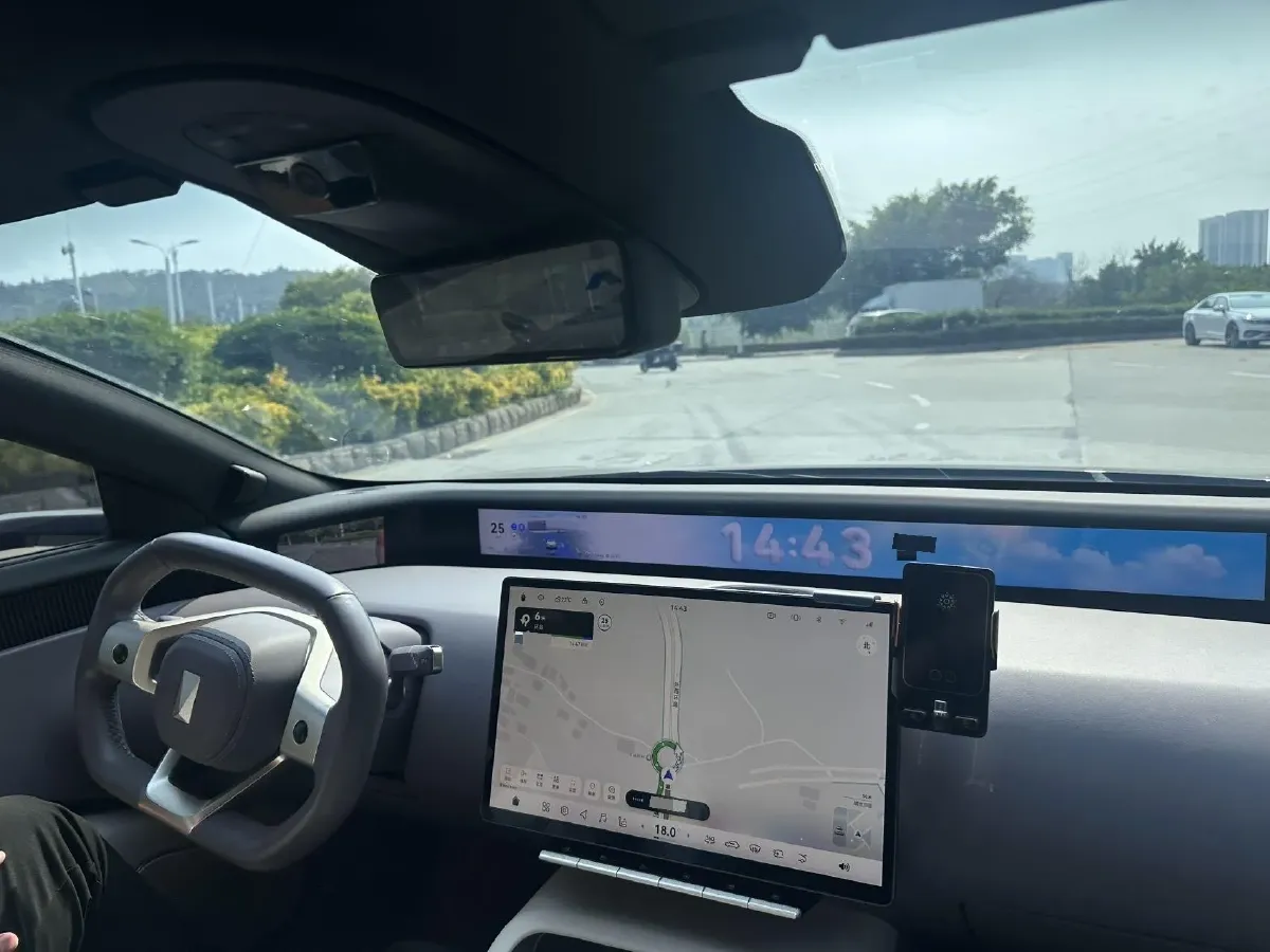 2024 Avatr 12 BEV 94.5KWH,autocango,china used car exporter,china ev exporter,chinese used car exporter,chinese used ev exporter