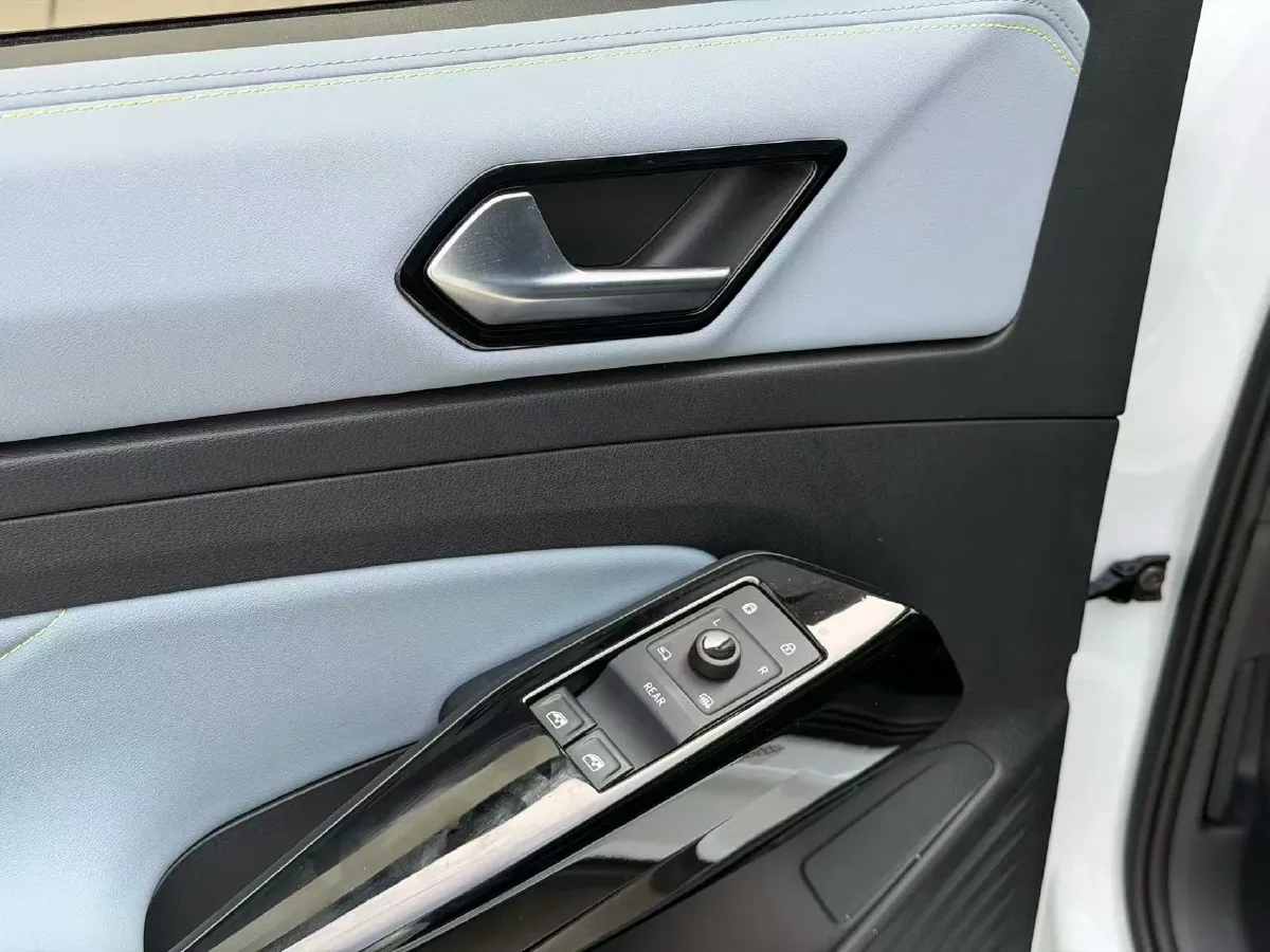 2022 Volkswagen ID.4 X BEV 83.4KWH,autocango,china used car exporter,china ev exporter,chinese used car exporter,chinese used ev exporter