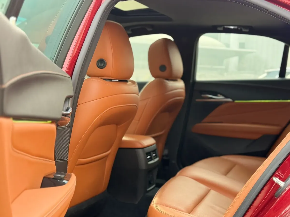 2021 Cadillac CT4 2.0T 237HP L4 8AT,autocango,china used car exporter,china ev exporter,chinese used car exporter,chinese used ev exporter