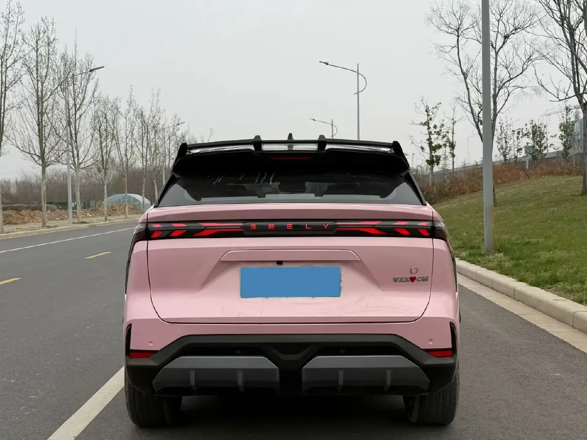 2024 Geely Galaxy L7 1.5T 163HP L4 3DHT PHEV 18.7KWH,autocango,china used car exporter,china ev exporter,chinese used car exporter,chinese used ev exporter