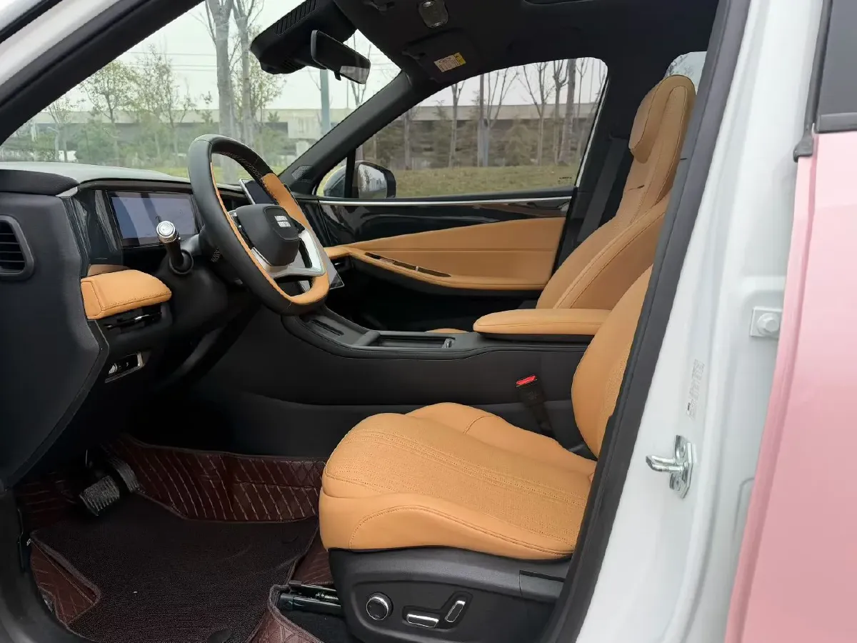 2024 Geely Galaxy L7 1.5T 163HP L4 3DHT PHEV 18.7KWH,autocango,china used car exporter,china ev exporter,chinese used car exporter,chinese used ev exporter