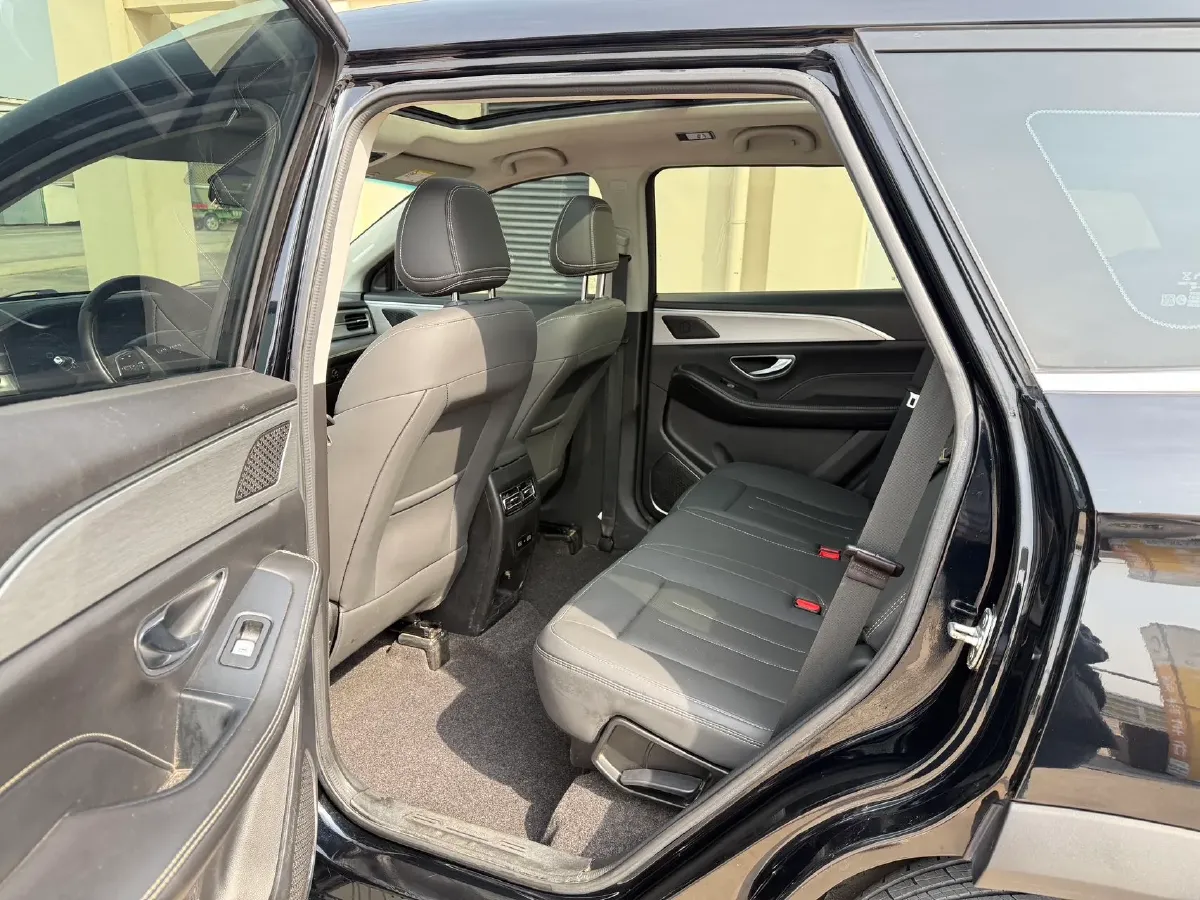 2023 Jetour X90 Plus 1.6T 197HP L4 7DCT,autocango,china used car exporter,china ev exporter,chinese used car exporter,chinese used ev exporter