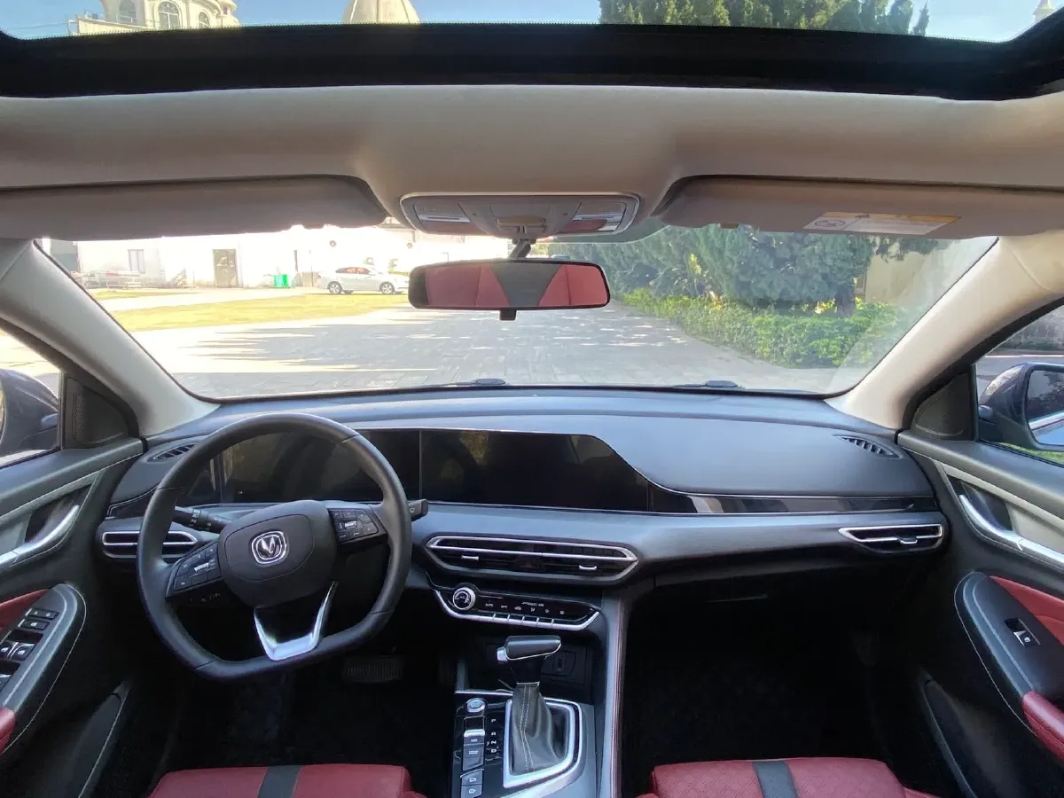 2021 ChangAn Eado 1.4T 160HP L4 7DCT,autocango,china used car exporter,china ev exporter,chinese used car exporter,chinese used ev exporter