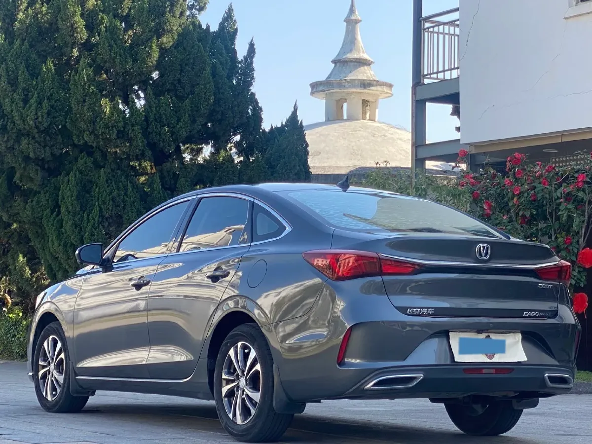 2021 ChangAn Eado 1.4T 160HP L4 7DCT,autocango,china used car exporter,china ev exporter,chinese used car exporter,chinese used ev exporter