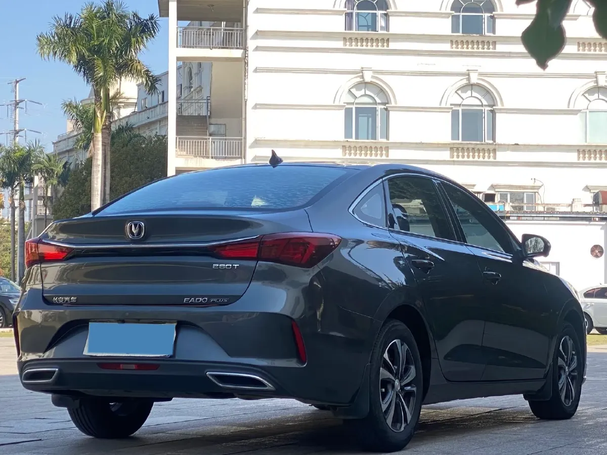 2021 ChangAn Eado 1.4T 160HP L4 7DCT,autocango,china used car exporter,china ev exporter,chinese used car exporter,chinese used ev exporter