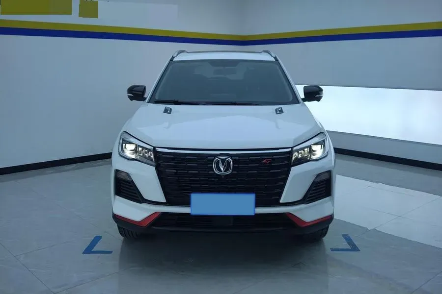 2023 ChangAn CS75 1.5T 188HP L4 7DCT,autocango,china used car exporter,china ev exporter,chinese used car exporter,chinese used ev exporter