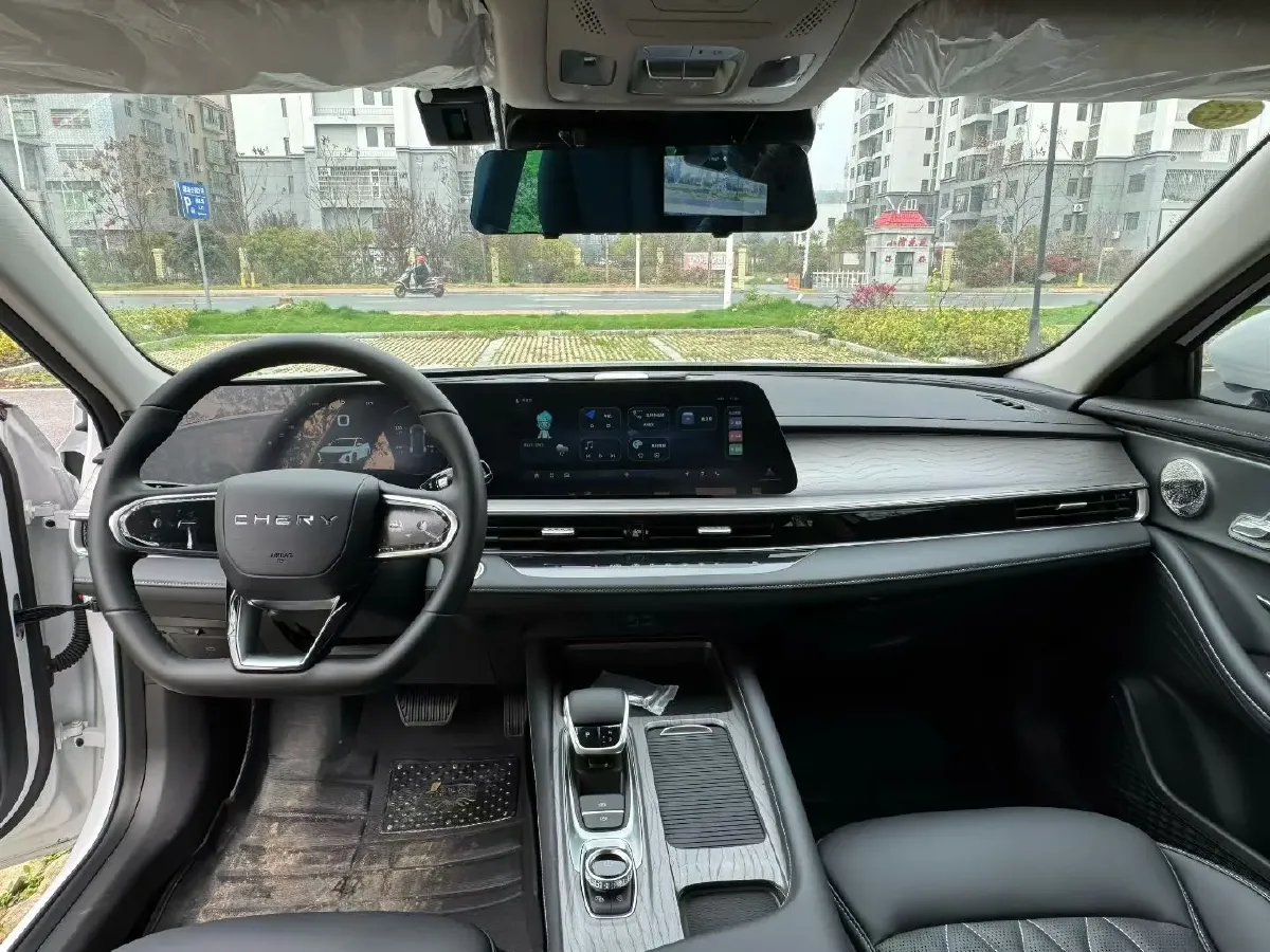 2024 Chery Arrizo 8 1.6T 197HP L4 7DCT,autocango,china used car exporter,china ev exporter,chinese used car exporter,chinese used ev exporter