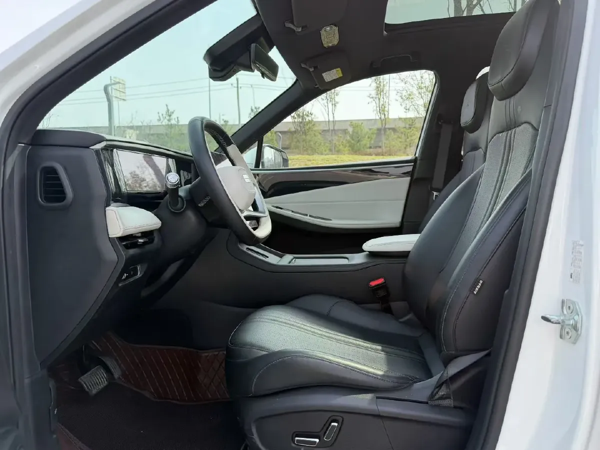 2023 Geely Galaxy L7 1.5T 163HP L4 3DHT PHEV 18.7KWH,autocango,china used car exporter,china ev exporter,chinese used car exporter,chinese used ev exporter