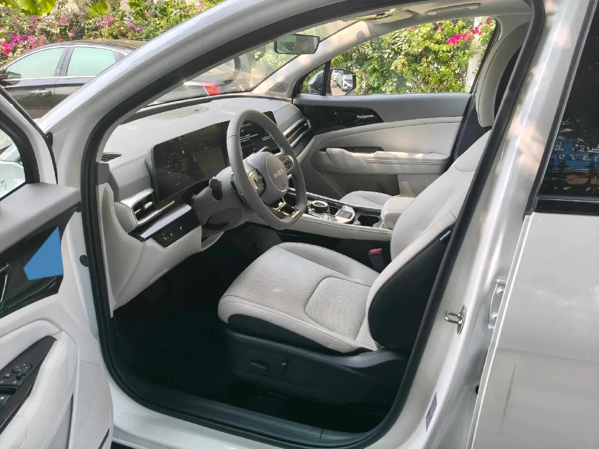 2025 Kia Sportage 1.5T 200HP L4 8AT,autocango,china used car exporter,china ev exporter,chinese used car exporter,chinese used ev exporter