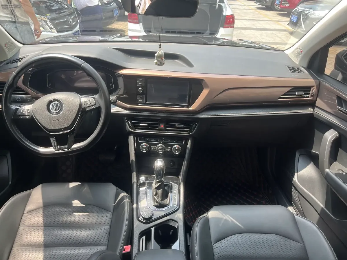 2020 Volkswagen Tharu 2.0T 186HP L4 7DCT,autocango,china used car exporter,china ev exporter,chinese used car exporter,chinese used ev exporter