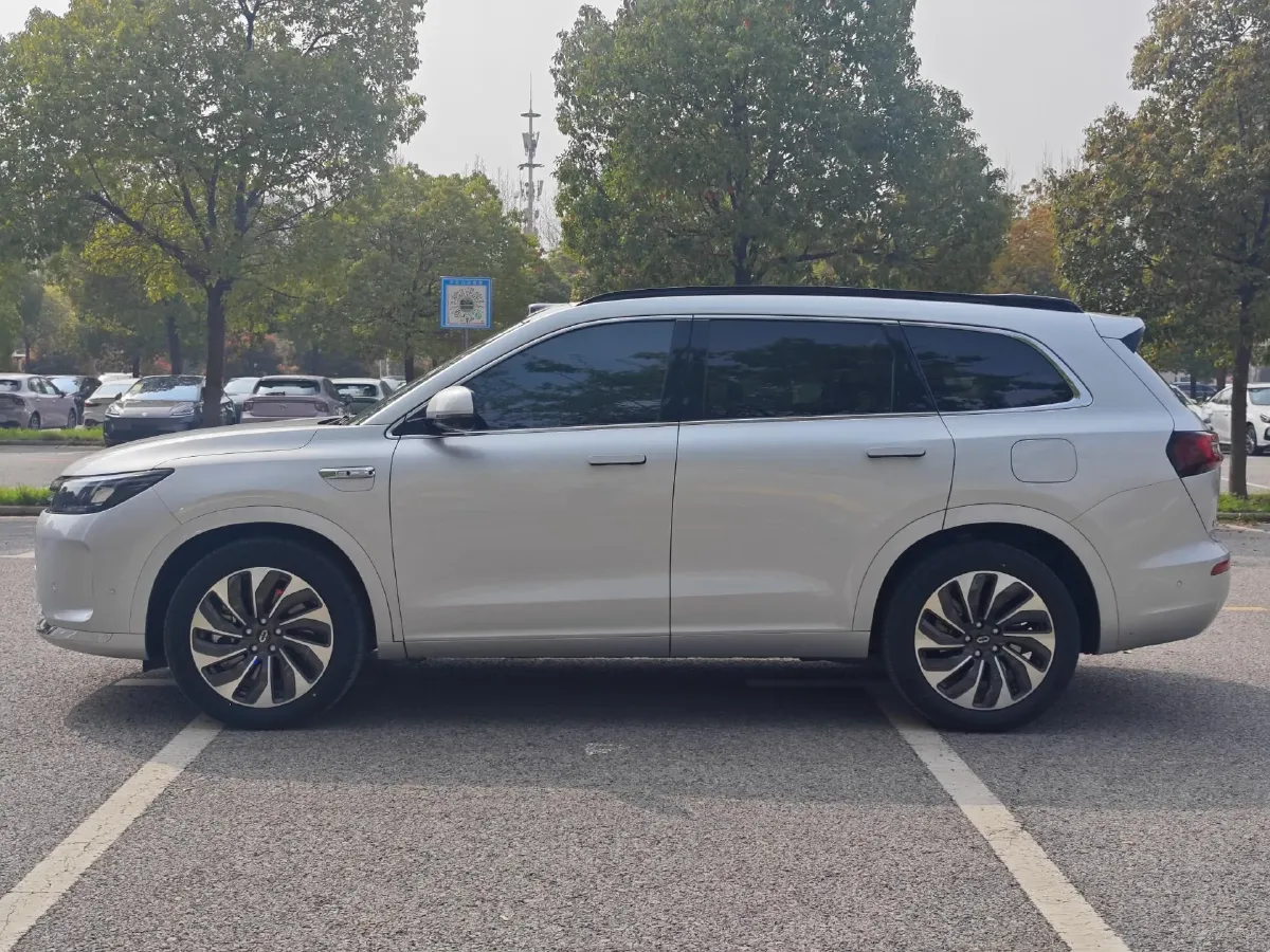 2024 AITO AITO M7 1.5T 152HP L4 REEV 40KWH,autocango,china used car exporter,china ev exporter,chinese used car exporter,chinese used ev exporter