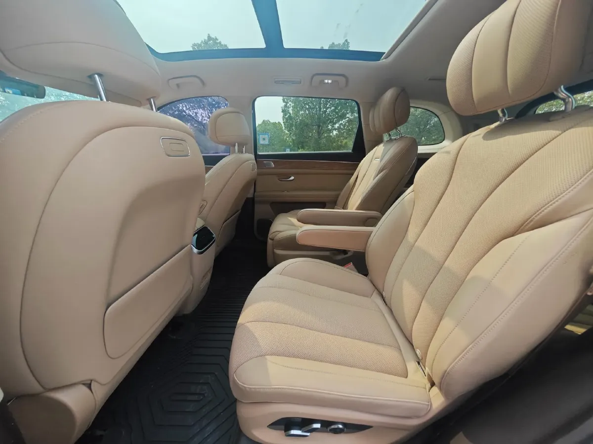 2024 AITO AITO M7 1.5T 152HP L4 REEV 40KWH,autocango,china used car exporter,china ev exporter,chinese used car exporter,chinese used ev exporter