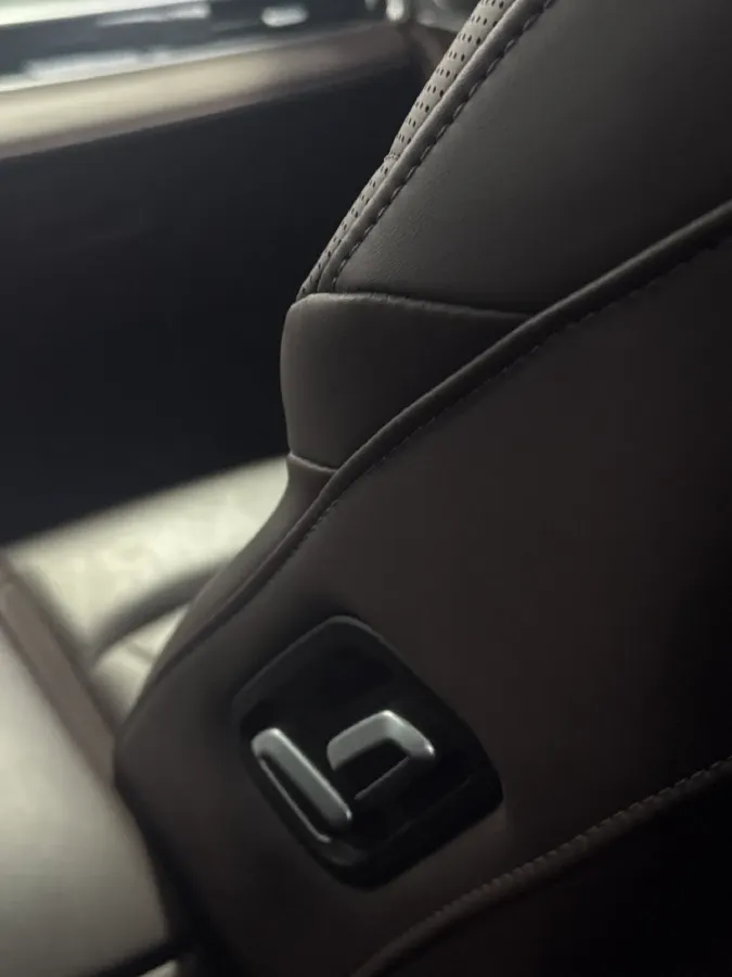 2022 Chery Tiggo 8 PRO 1.6T 197HP L4 7DCT,autocango,china used car exporter,china ev exporter,chinese used car exporter,chinese used ev exporter