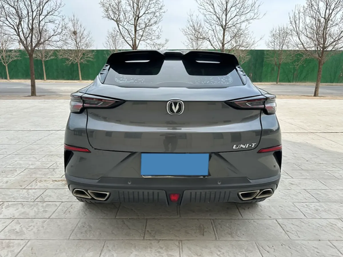 2022 ChangAn UNI-T 1.5T 188HP L4 7DCT,autocango,china used car exporter,china ev exporter,chinese used car exporter,chinese used ev exporter