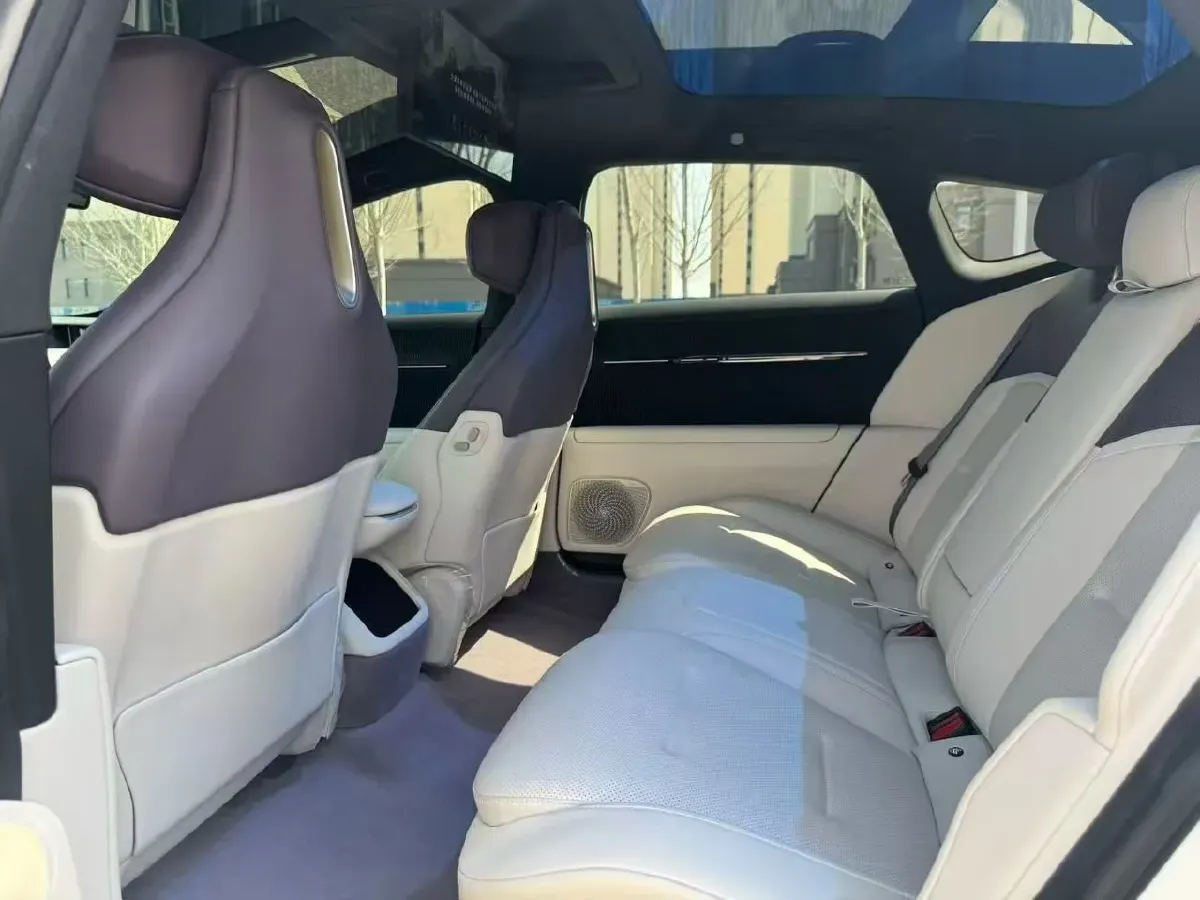 2025 Avatr 12 BEV 94.53KWH,autocango,china used car exporter,china ev exporter,chinese used car exporter,chinese used ev exporter