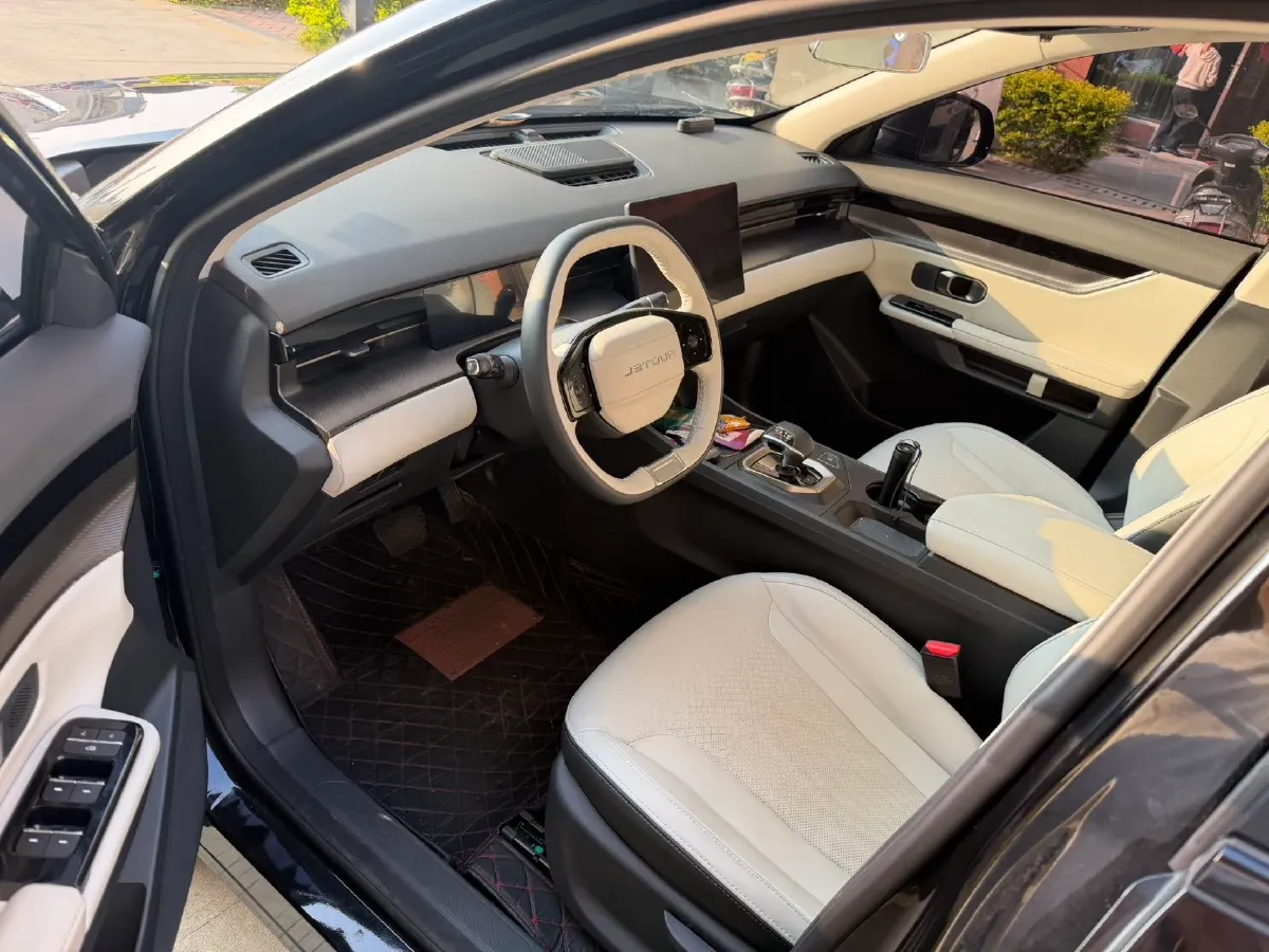 2023 Jetour DASHING 1.5T 156HP L4 6DCT,autocango,china used car exporter,china ev exporter,chinese used car exporter,chinese used ev exporter