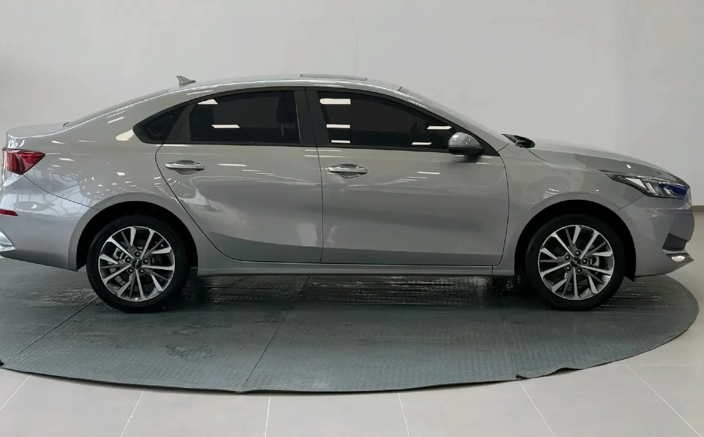 2021 Kia K3 1.5L 115HP L4 CVT,autocango,china used car exporter,china ev exporter,chinese used car exporter,chinese used ev exporter