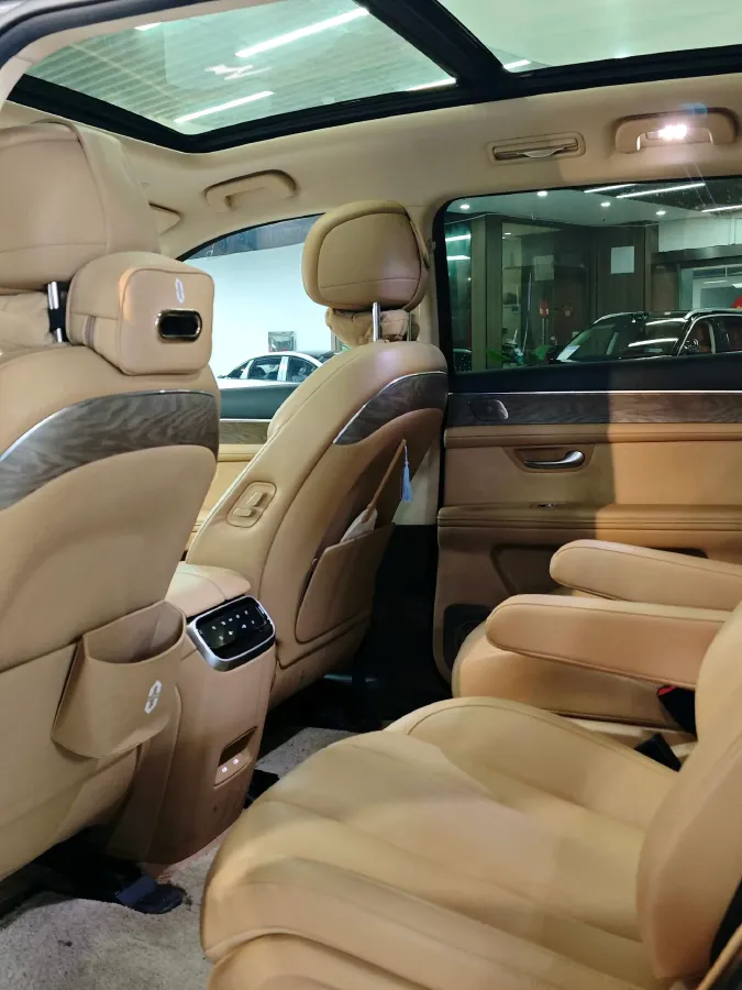 2022 JMC YuHu 7 2.0T 141HP L4 8AT,autocango,china used car exporter,china ev exporter,chinese used car exporter,chinese used ev exporter